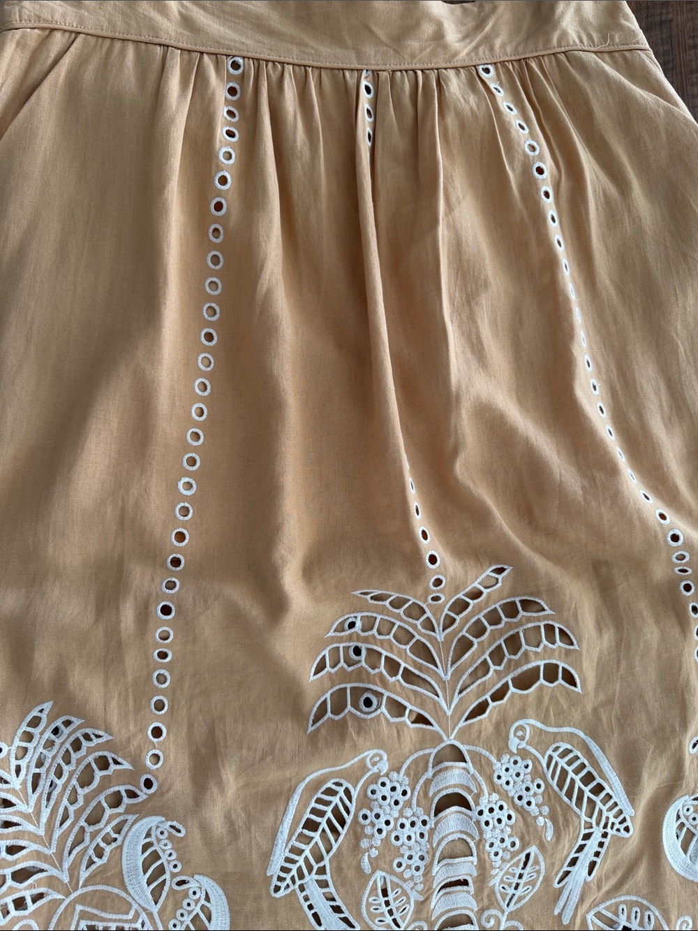 Farm Rio- Size Large Embroidered Cutwork Floral Tunic in Beige with White Detai - Picture 4 of 8